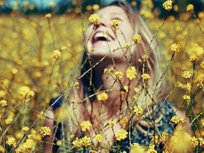 52 frases de alegria para ver o mundo mais colorido