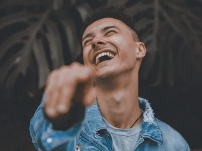 40 frases de indiretas para os recalcados entenderem o recado