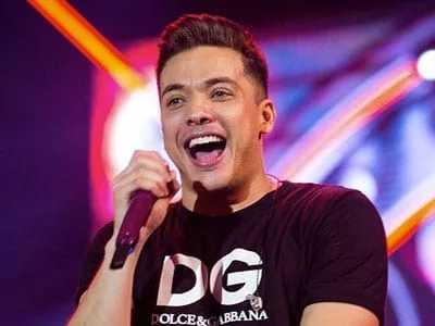 41 frases de Wesley Safadão para misturar romance com safadeza