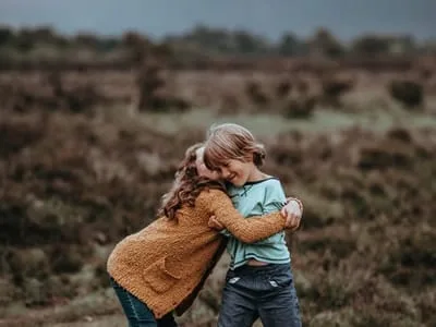45 legendas para foto com irmão que irão demonstrar seus sentimentos