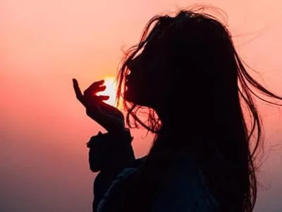 50 frases de relacionamento para refletir sobre quem faz parte da sua vida