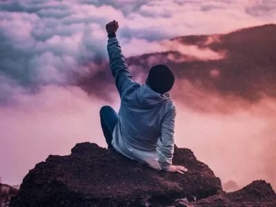 100 frases motivacionais curtas para levantar o seu astral