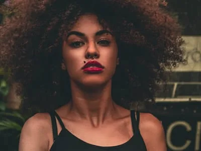 40 frases de mulher independente que mostram o poder da força feminina
