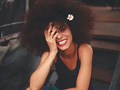 40 frases de sorriso encantador que mostram a força deste gesto
