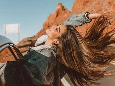45 frases de solteiro para mostrar que antes só do que mal acompanhado