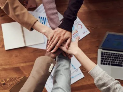 40 frases de trabalho em equipe para renovar o espírito de união