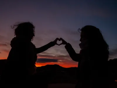 40 frases românticas de boa noite para dormir com o coração feliz