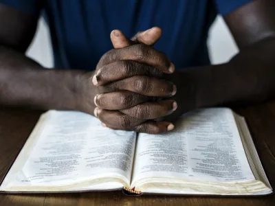 30 frases de motivação de Deus para seguir com fé sua trajetória