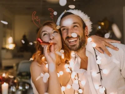 30 frases de Natal engraçadas para ficar sentado no sofá