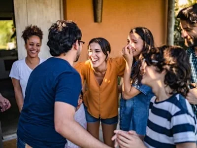 45 frases para grupo que vão agitar as conversas com amigos e familiares