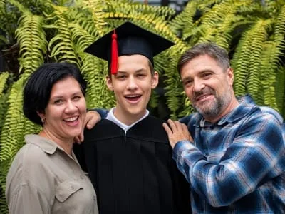 40 frases de formatura para filho que celebram essa data tão especial