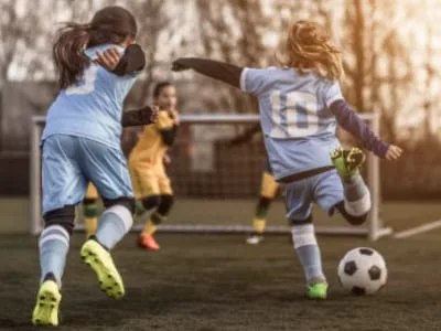 40 frases de futebol feminino que dão um show no campo