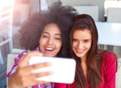 45 frases de amizade para WhatsApp cheias de carinho e amor