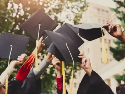 45 frases de agradecimento de formatura que vão emocionar seus convidados