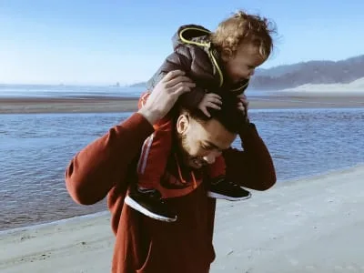 40 frases de amor de pai para se emocionar com esse carinho