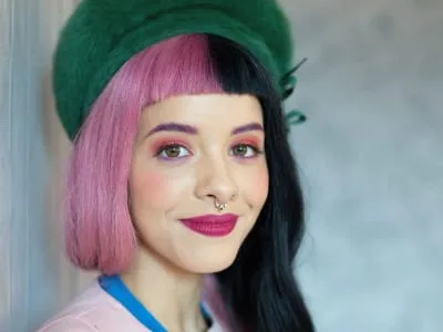 35 frases de Melanie Martinez para quem ama cultura pop