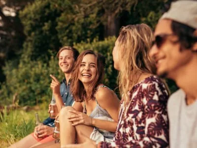 60 frases de amizade para status perfeitas para compartilhar o seu afeto