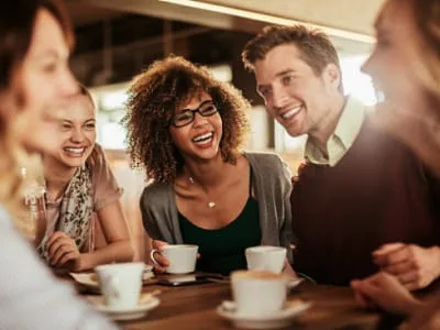 30 frases de boa tarde engraçadas para aproveitar o dia com bom humor