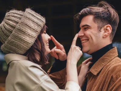 65 frases de elogios engraçados e cheios bom humor para cativar o crush