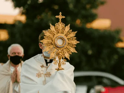30 frases de Corpus Christi para entrar em comunhão com Deus