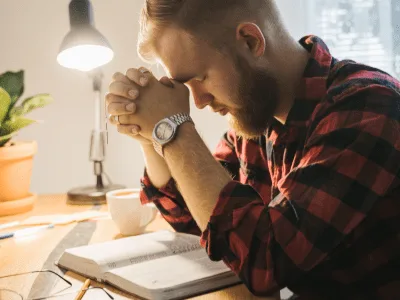 20 frases de Salmos para acalmar que vão deixar o coração leve