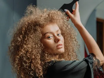 50 frases de cabelo que mostram o quanto você está bem com o seu