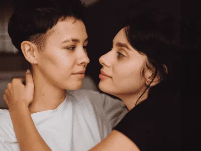 40 frases de cumplicidade no amor que enaltecem a parceria do casal
