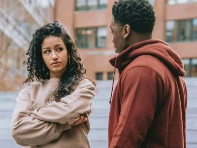 50 frases de mentiras no relacionamento para valorizar a verdade