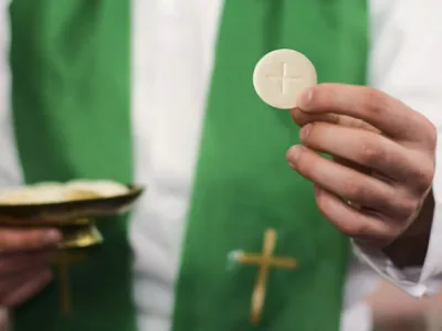 35 frases de primeira comunhão para celebrar a santa Eucaristia