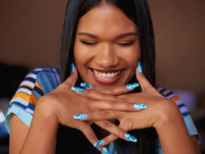 55 frases de unhas que exaltam suas garras de leoa