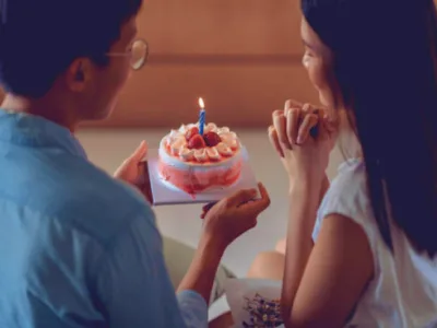 50 frases de aniversário para amiga evangélica que a farão tocar o Céu
