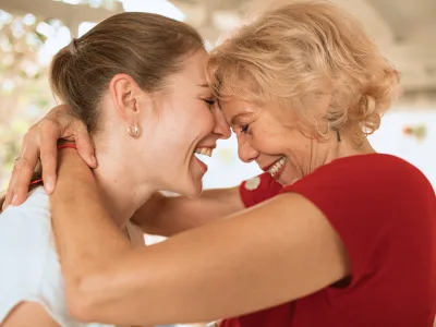 30 frases de bom dia para madrinha que levam ânimo à sua segunda mãe