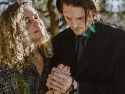 30 frases de oração para casal que busca a Deus em união