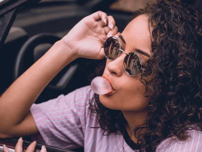 100 frases curtas para foto sozinha que representam quem você é