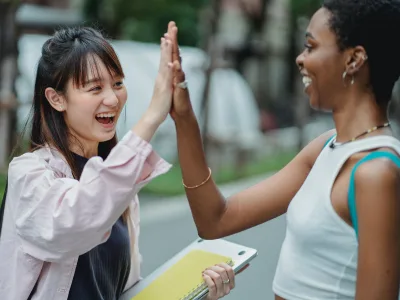 40 frases de saudação para começar as conversas com um carinho