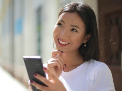 60 frases para recado do WhatsApp que movimentarão grupos