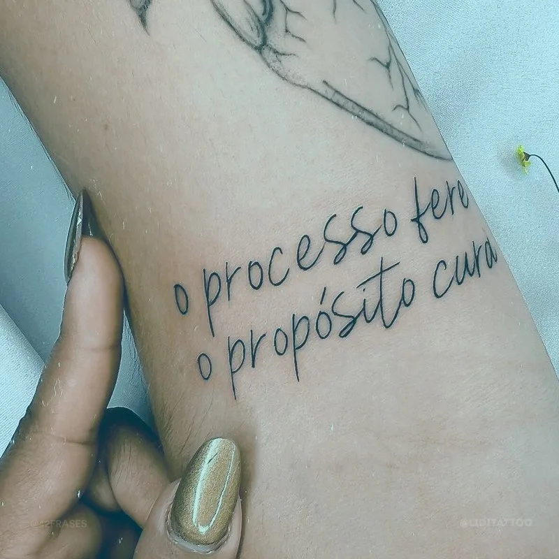 O processo fere, o propósito cura.