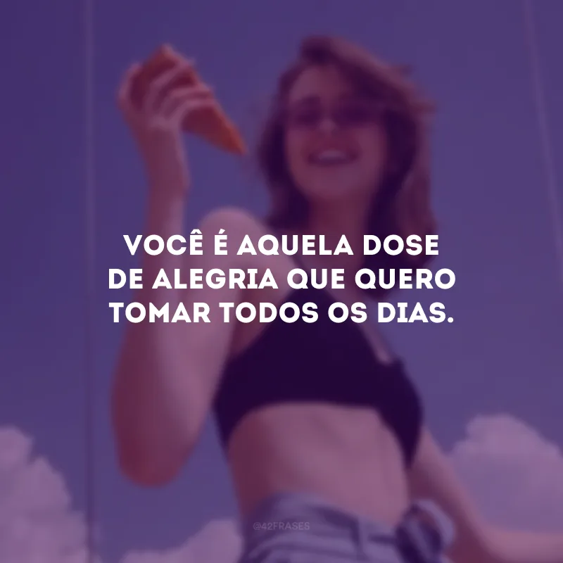 Você é como poesia, onde cada curva faz um verso que transforma quem o lê. 