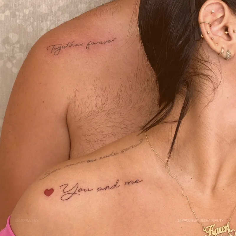You and me together forever. (Você e eu juntos para sempre.) 
