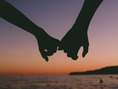 100 frases para tatuagem de casal para eternizar seu amor na pele