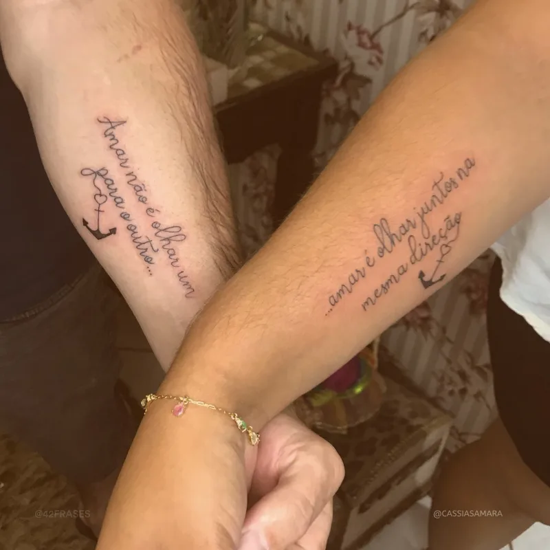 Amar não é olhar um para o outro. Amar é olhar juntos na mesma direção. 