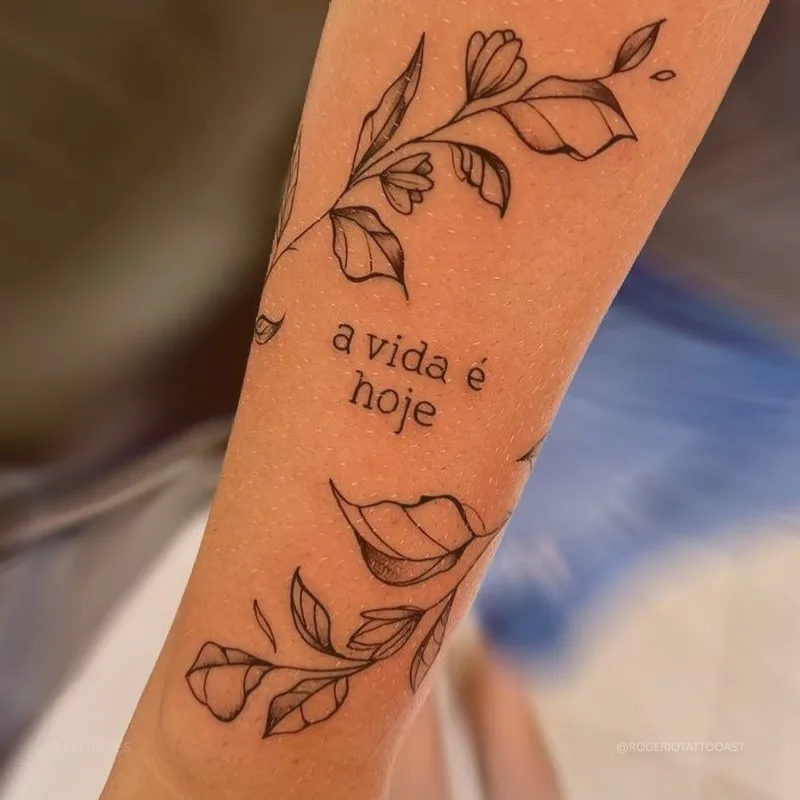 A vida é hoje. 