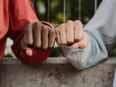 75 frases de Dia do Amigo para reconhecer o seu imenso valor
